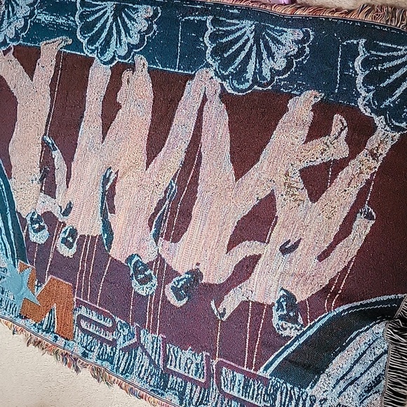 *NSYNC Marionettes Fringe Edges Throw Blanket - Picture 5 of 5